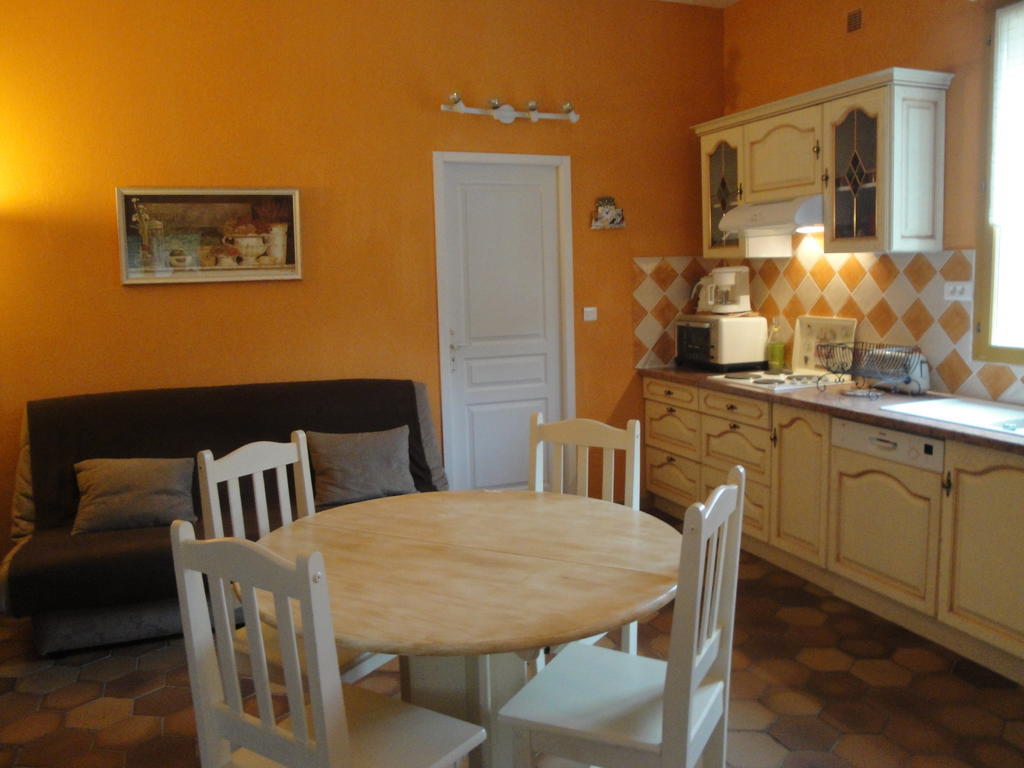 Villa Bastide De La Treille Montaren-et-Saint-Médiers Zimmer foto
