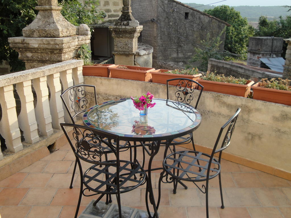 Villa Bastide De La Treille Montaren-et-Saint-Médiers Zimmer foto